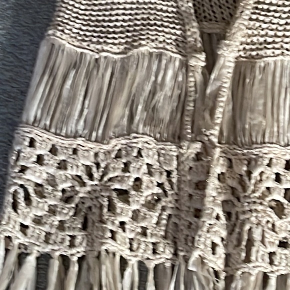 Crochet fringe vest size S - Picture 5 of 8